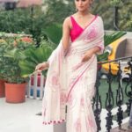 Women's Pure Mul Cotton Handloom Saree- White Pink